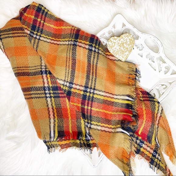 5⭐️Rated! Cozy Plaid Blanket Scarf - Picture 3 of 8